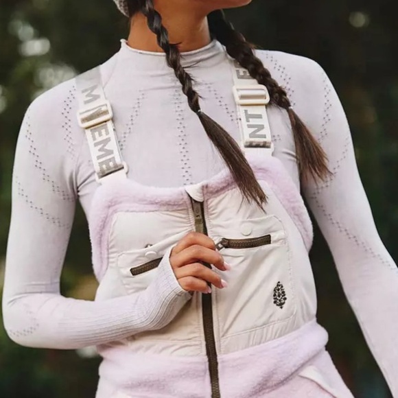 FP Movement Women's Hit The Slopes Overalls Sz Large NWT - Picture 4 of 15